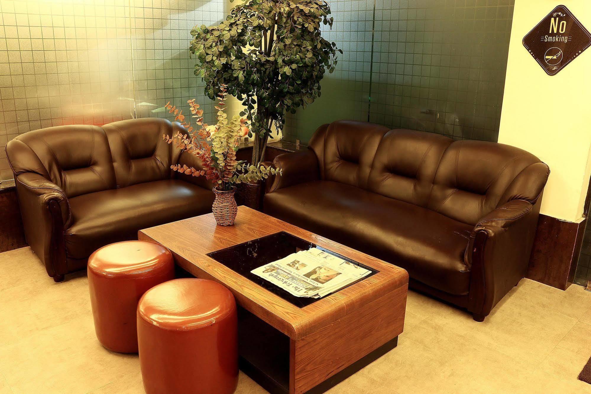 Tangerine Guest House Calcutta Extérieur photo