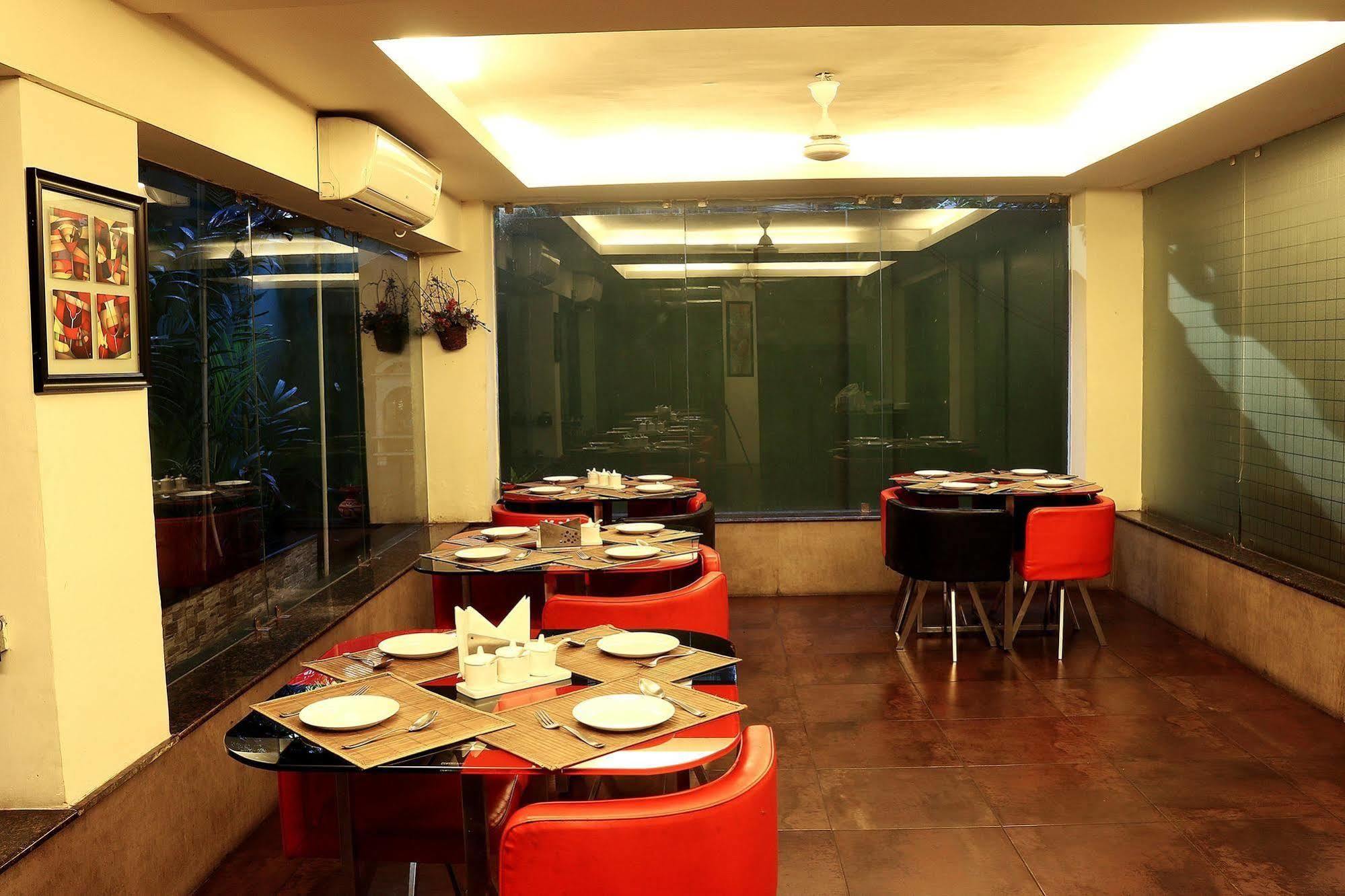 Tangerine Guest House Calcutta Extérieur photo