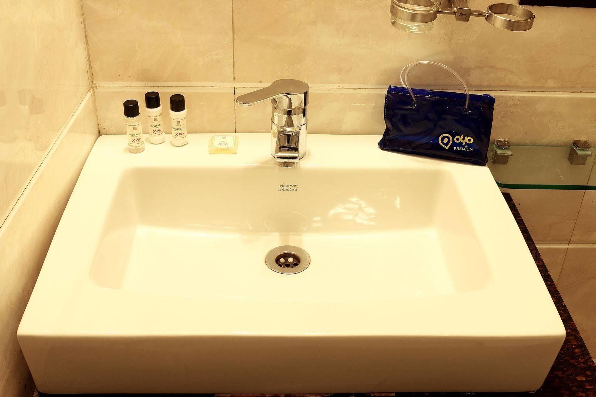 Tangerine Guest House Calcutta Extérieur photo