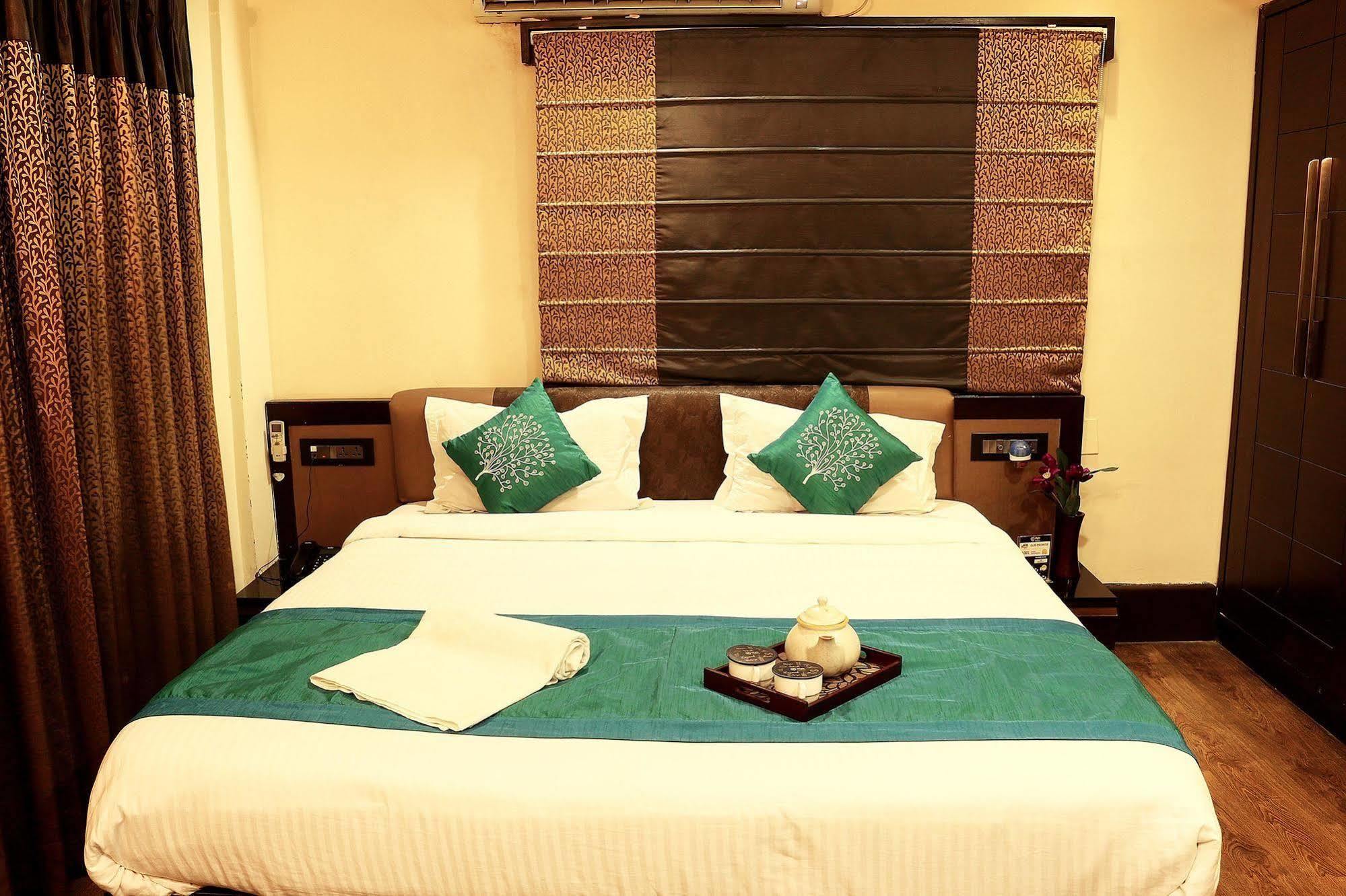 Tangerine Guest House Calcutta Extérieur photo