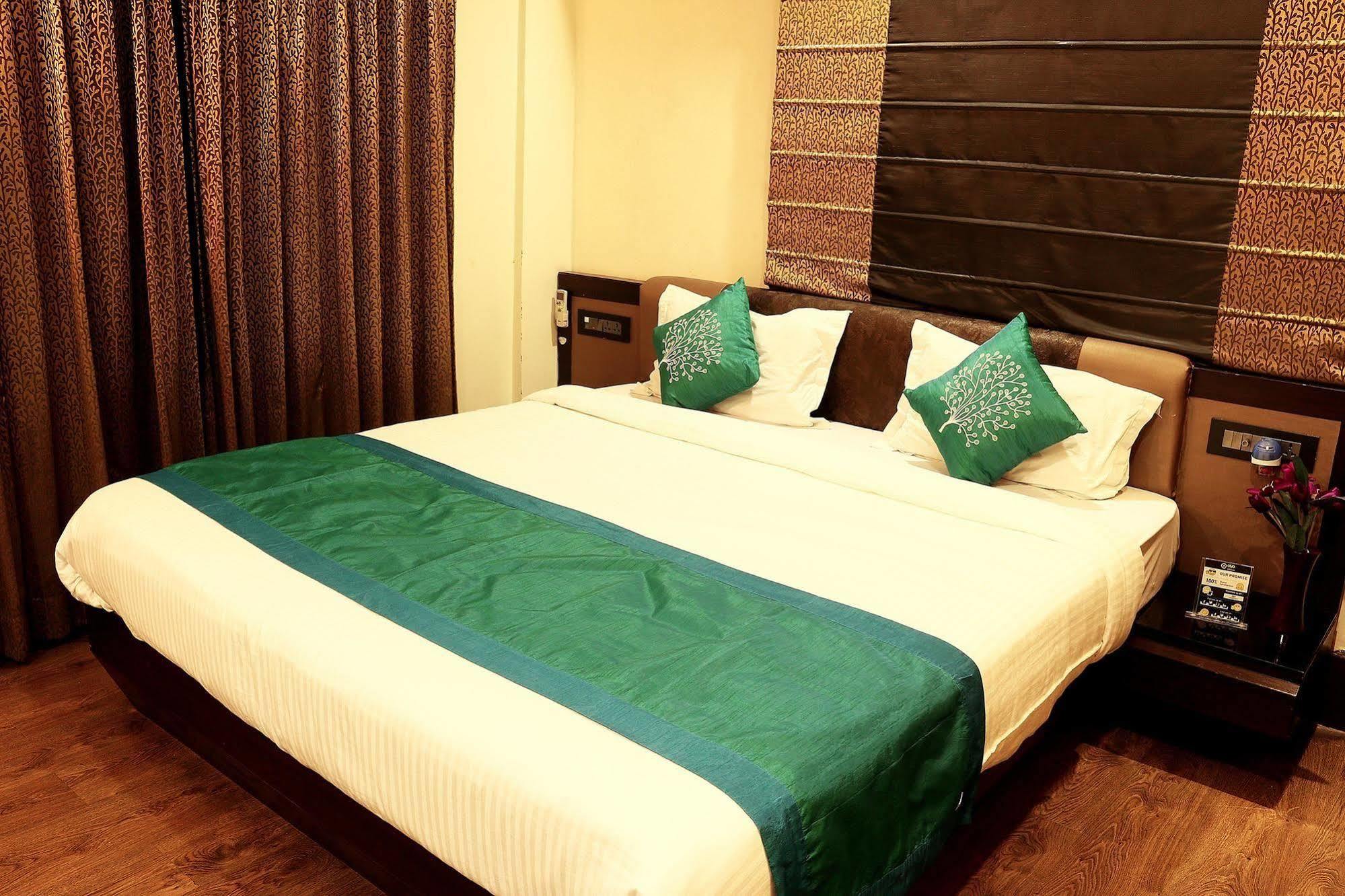 Tangerine Guest House Calcutta Extérieur photo