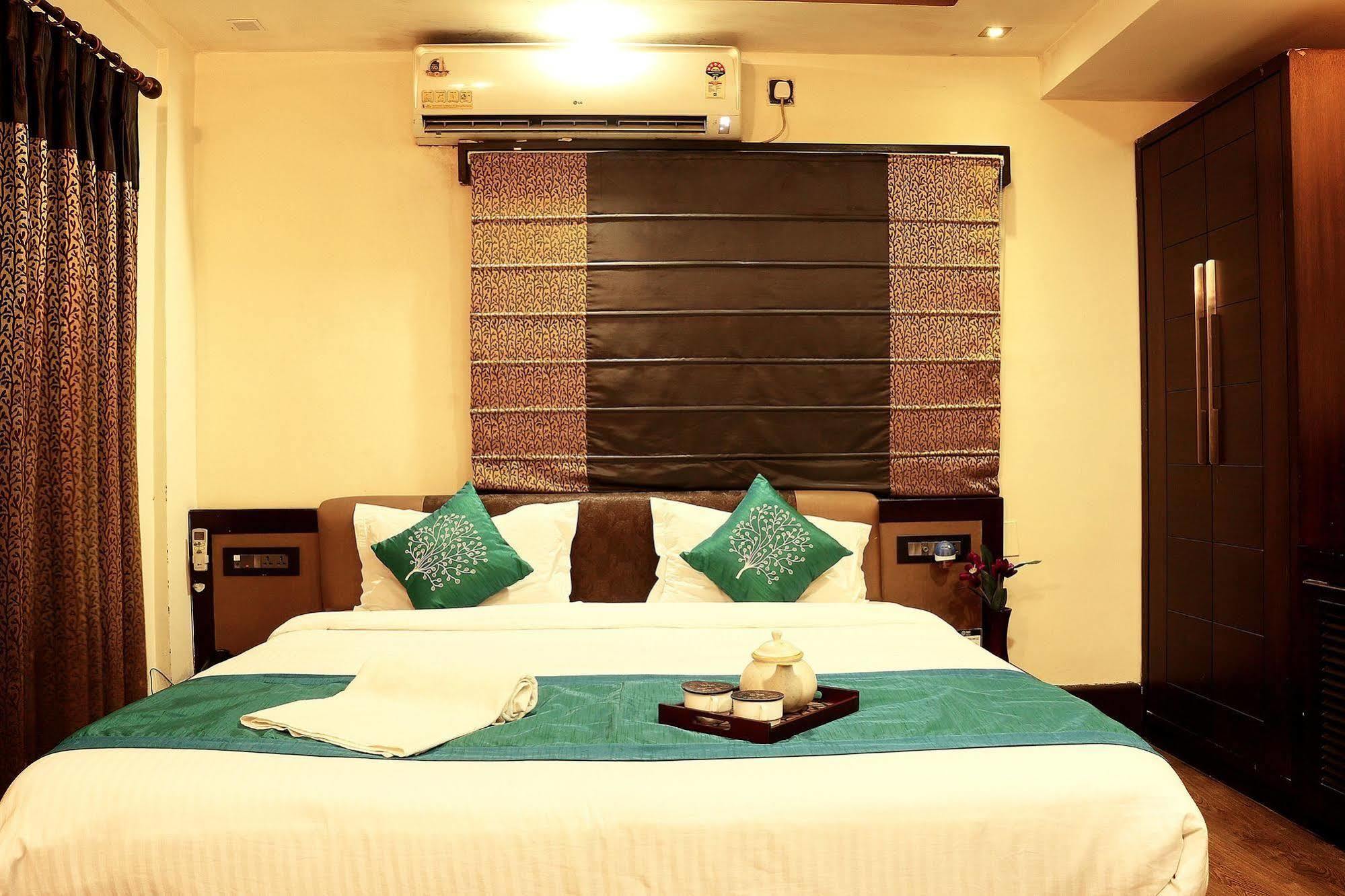 Tangerine Guest House Calcutta Extérieur photo