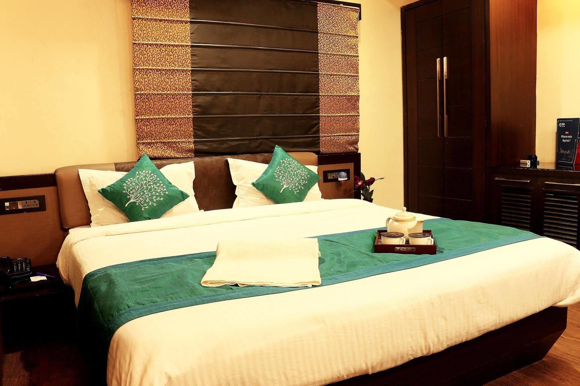 Tangerine Guest House Calcutta Extérieur photo
